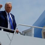 2025-05-12T154429Z_1685966928_RC2FGEA7GVPX_RTRMADP_3_USA-TRUMP-GULF