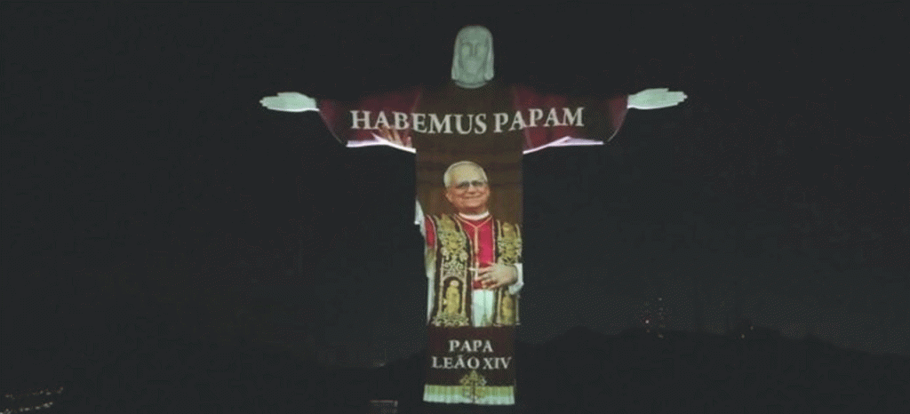 Cristo-Redentor-de-Rio-se-une-al-jubilo-por-la-eleccion-del-papa-Leon-XIV-9-de-mayo-del-2025